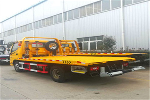 永春附近拖车救援搭电